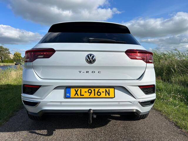 Volkswagen T-Roc 1.5 TSI Sport | R-Line | LED | Adaptieve Cruise | Lane Assist