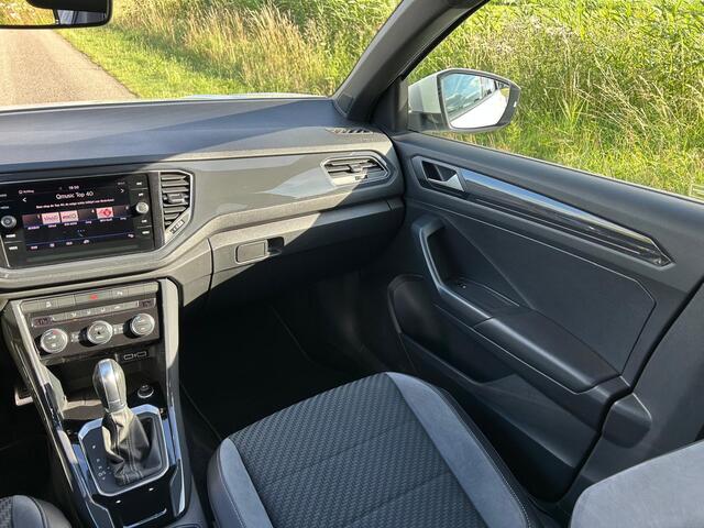 Volkswagen T-Roc 1.5 TSI Sport | R-Line | LED | Adaptieve Cruise | Lane Assist