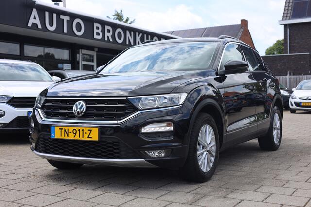 Volkswagen T-Roc 1.0 TSI STYLE | ACC | NAVI | CARPLAY | TREKHAAK | 1e EIG!