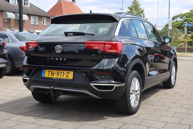 Volkswagen T-Roc 1.0 TSI STYLE | ACC | NAVI | CARPLAY | TREKHAAK | 1e EIG!