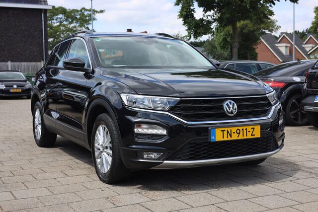 Volkswagen T-Roc 1.0 TSI STYLE | ACC | NAVI | CARPLAY | TREKHAAK | 1e EIG!