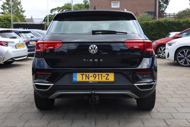 Volkswagen T-Roc 1.0 TSI STYLE | ACC | NAVI | CARPLAY | TREKHAAK | 1e EIG!
