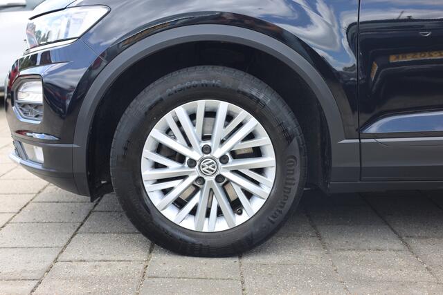 Volkswagen T-Roc 1.0 TSI STYLE | ACC | NAVI | CARPLAY | TREKHAAK | 1e EIG!