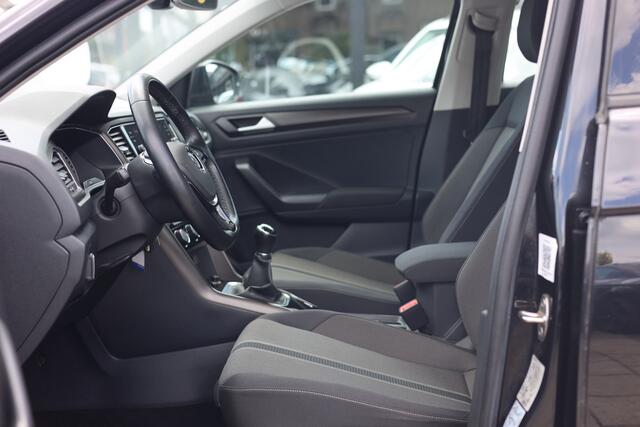 Volkswagen T-Roc 1.0 TSI STYLE | ACC | NAVI | CARPLAY | TREKHAAK | 1e EIG!