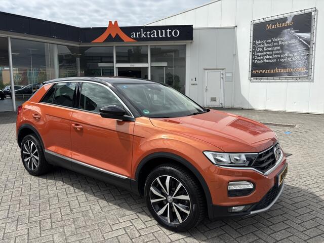 Volkswagen T-Roc 1.0 TSI Style Navi Trekhaak Carplay Stoelverwarming