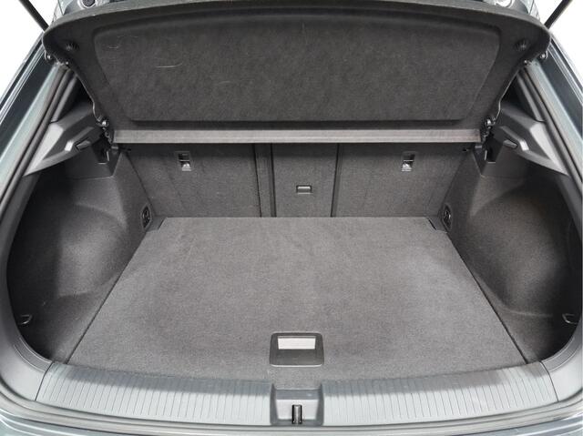 Volkswagen T-Roc 1.5 150pk DSG TSI R-Line | Camera | Virtual Cockpit | ACC | Full-LED | Carplay