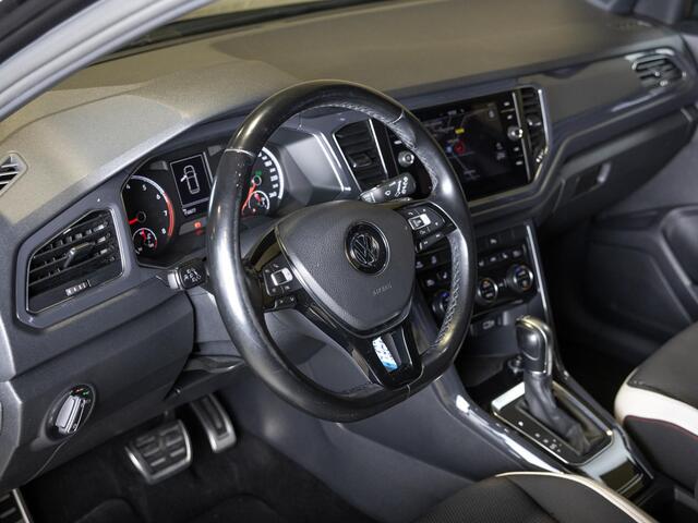 Volkswagen T-Roc 1.5 TSI Sport 150pk / Stoelverwarming / Airco / Navigatie / Adaptieve cruise control / Apple carplay /
