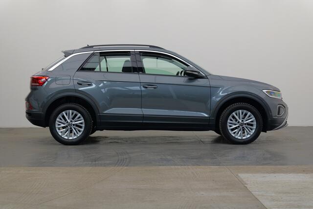 Volkswagen T-Roc 1.5 TSI Life | Climate control | Digitaal dashboard | Cruise control