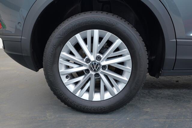 Volkswagen T-Roc 1.5 TSI Life | Climate control | Digitaal dashboard | Cruise control