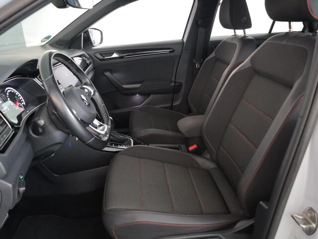 Volkswagen T-Roc 1.5 TSI Sport 150 pk Automaat (DSG) | Navigatie via App | Parkeersensoren | Autom. airco | Stoelverwarming | Black Style pakket |