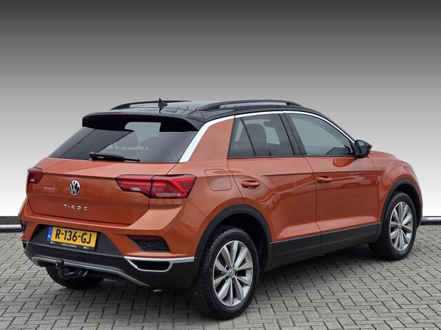 Volkswagen T-Roc 1.5 TSI Style Business | Automaat| Trekhaak| Keyless entry| Full LED|