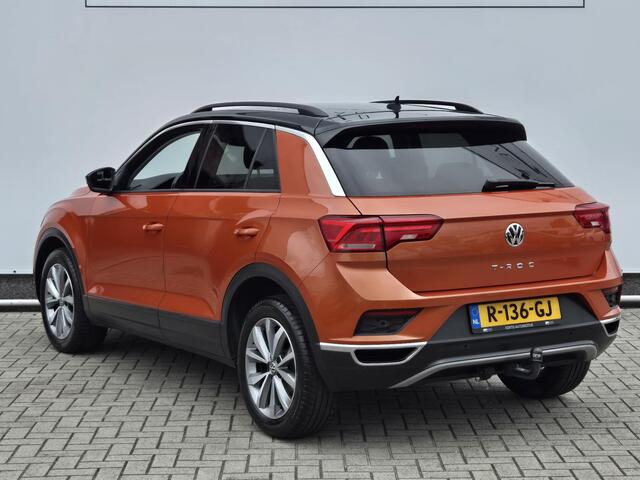Volkswagen T-Roc 1.5 TSI Style Business | Automaat| Trekhaak| Keyless entry| Full LED|