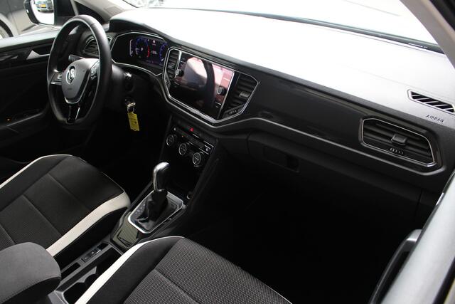 Volkswagen T-Roc 1.5 TSI Sport Navigatie | parkeercamera | Cruise Control | Climate Control | Eerste Eigenaar