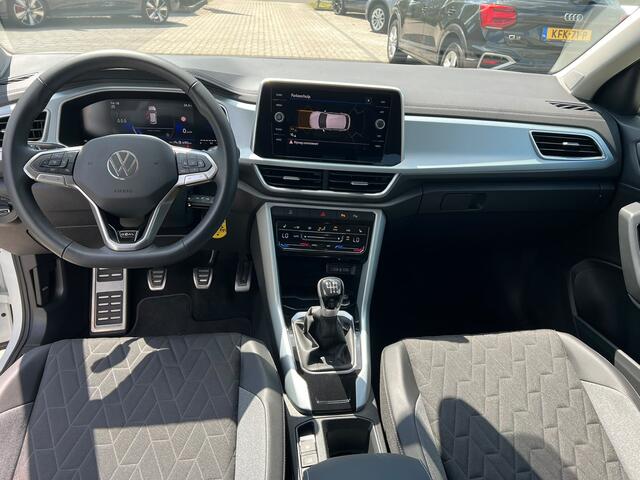Volkswagen T-Roc 1.0 TSI goal navi, cruise, stoelverw, pdc