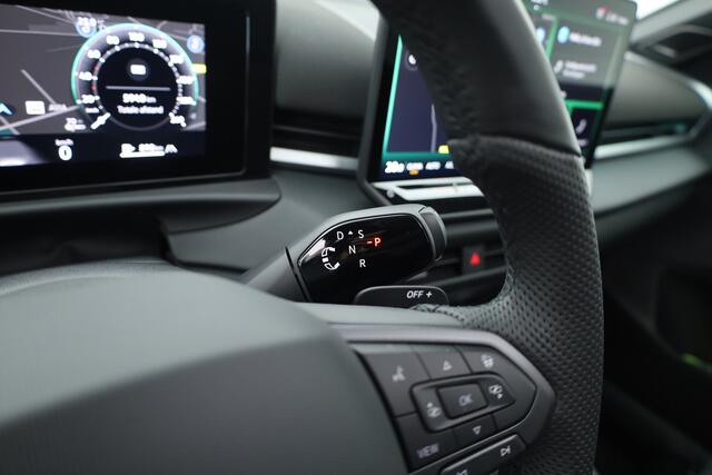 Volkswagen T-Roc 1.5 eTsi R-Line First Edition | Dig. Cockpit | IQ Light | Pano | Adapt. Cruise | Trekhaak | Head-up | Harman Kardon | Keyless | 360cam | Stoel- Stuurverw.