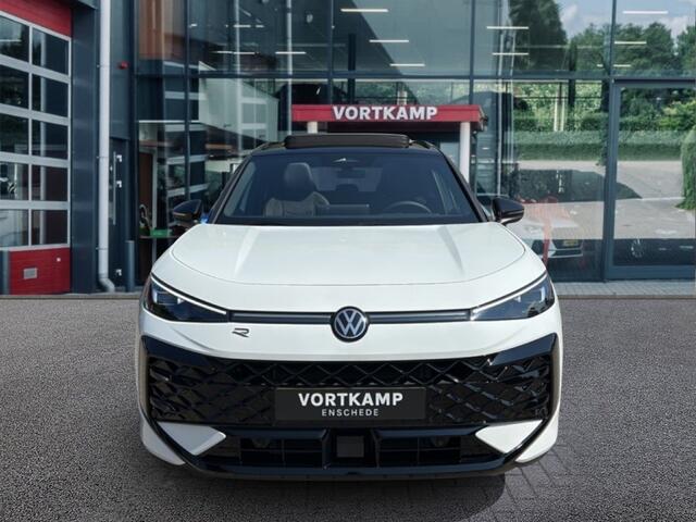 Volkswagen T-Roc 1.5 eTSI R-LINE BLACK STYLE TREKHAAK/PANO-DAK/CAMERA/ELEK-KLEP/ACC/STOELVERW