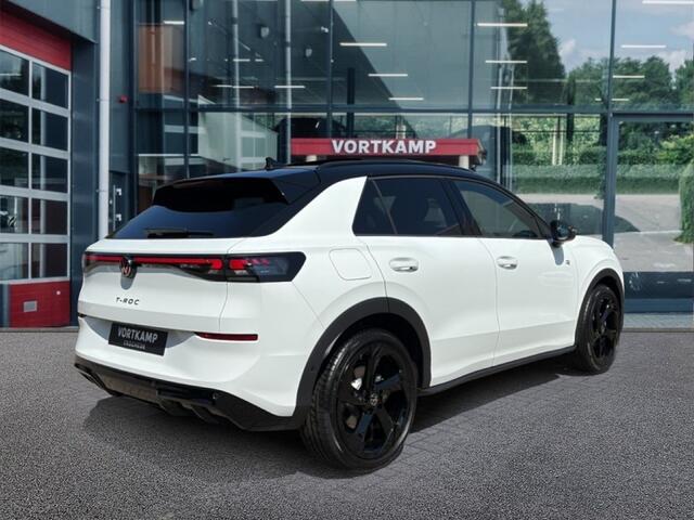 Volkswagen T-Roc 1.5 eTSI R-LINE BLACK STYLE TREKHAAK/PANO-DAK/CAMERA/ELEK-KLEP/ACC/STOELVERW
