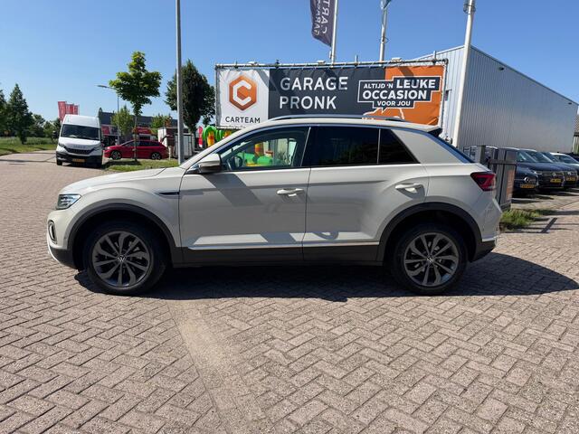 Volkswagen T-Roc 1.5 TSI R-Line ACC/CARPLAY/CAMERA/KEYLESS