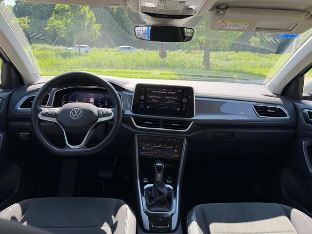 Volkswagen T-Roc 1.5 TSI R-Line ACC/CARPLAY/CAMERA/KEYLESS