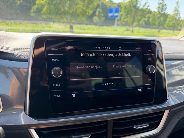 Volkswagen T-Roc 1.5 TSI R-Line ACC/CARPLAY/CAMERA/KEYLESS
