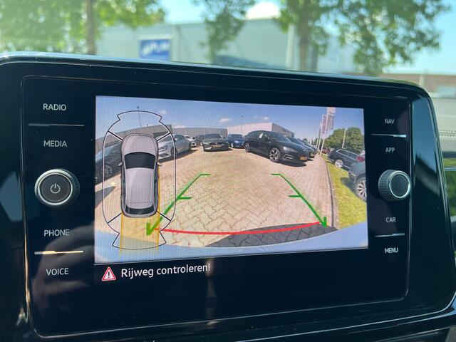 Volkswagen T-Roc 1.0 TSI Life camera, virtual cockpit, cruise, pdc