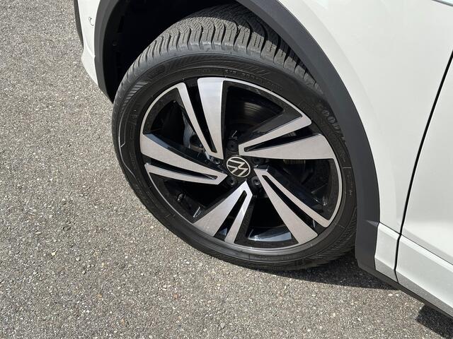 Volkswagen T-Roc 1.5 TSI 150pk DSG R-Line | Camera | Keyless | Elek. Achterklep | Dode hoek | Rijklaar incl. 1 jaar Bovag garantie