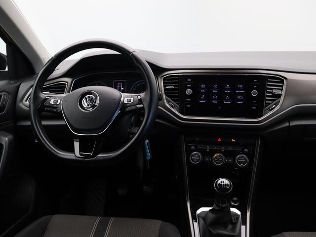 Volkswagen T-Roc 1.0 TSI Style | verwarmde spiegels | climate control | achteruitrijcamera | cruise control |
