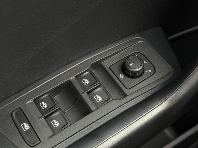 Volkswagen T-Roc 1.0TSI 115pk Life App-Connect/NAV