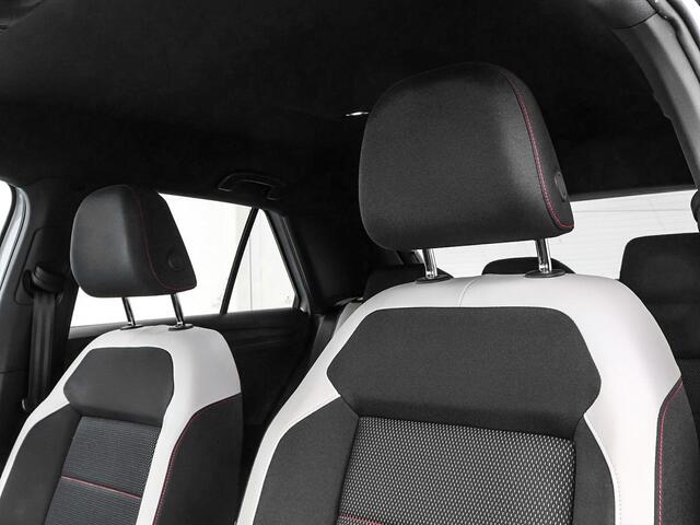 Volkswagen T-Roc 1.5 TSI 150pk DSG Sport Apple/Android Car Play · Elek. Achterklep · Stoelverwarming · Cruise Control · Navigatie ·