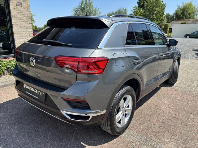 Volkswagen T-Roc 1.5 TSI Automaat Sport Carplay / Camera / Full LED