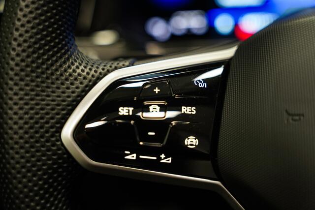 Volkswagen T-Roc Cabrio 1.5 TSI R-Line Black ed|Camera|Acc|Stuurverwarming|Virtual