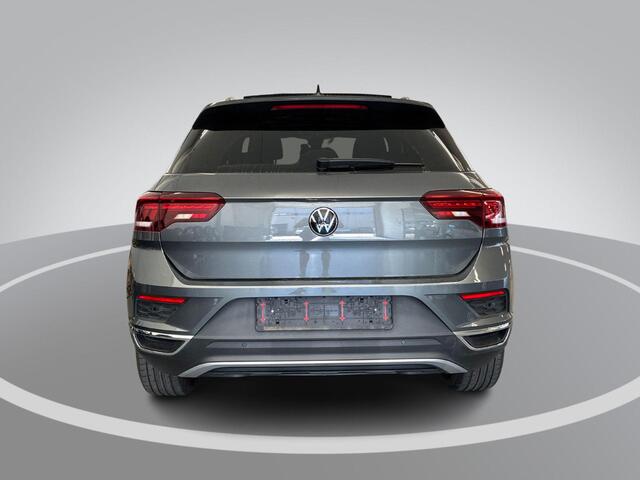 Volkswagen T-Roc 1.5 TSI 150pk DSG Sport · Panoramadak · Camera · Stoelverwarming · Elek. Achterklep · ACC · Dodehoeksensor ·