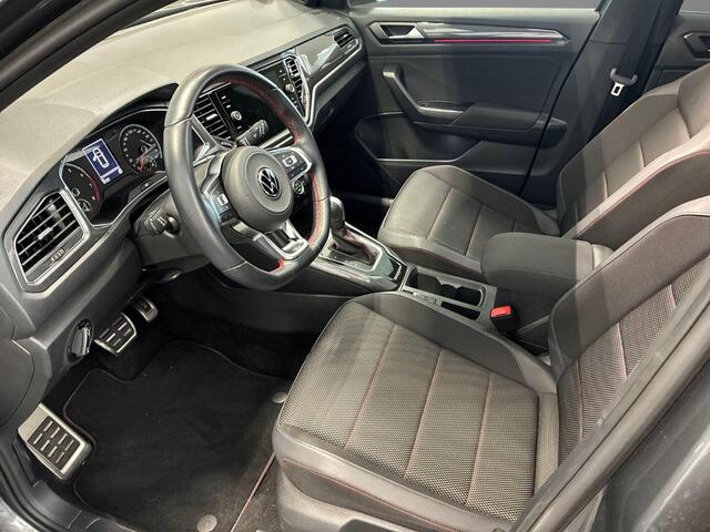Volkswagen T-Roc 1.5 TSI 150pk DSG Sport · Panoramadak · Camera · Stoelverwarming · Elek. Achterklep · ACC · Dodehoeksensor ·