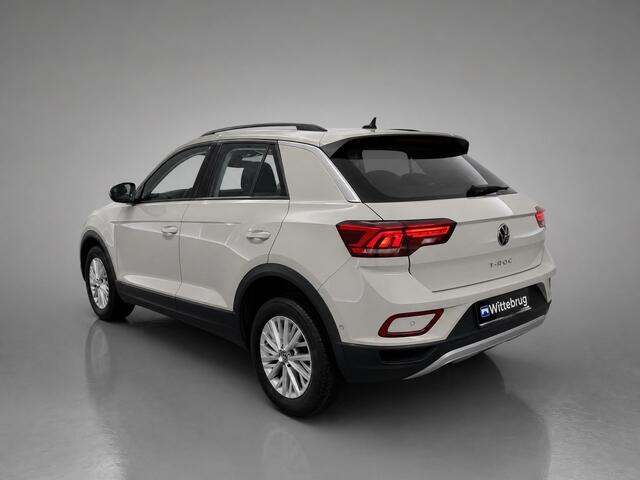 Volkswagen T-Roc 1.0 TSI Life / App connect / Parkeersensoren V+A / Lichtmetaal 16 inch /