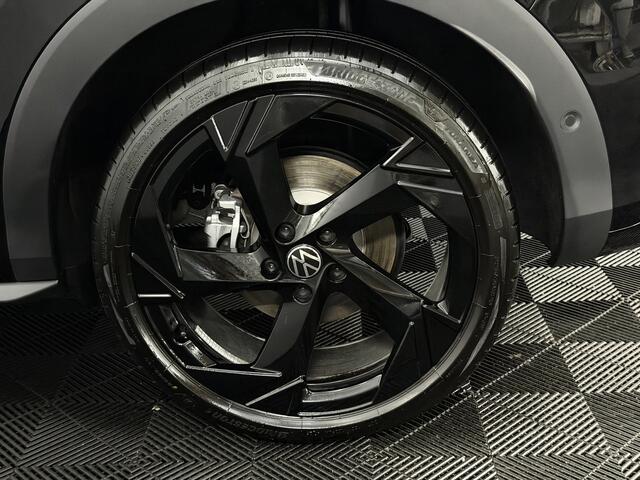 Volkswagen T-Roc 1.5 e TSI R-Line Black edition Panoramadak, Camera, Elektrische trekhaak, Navi, Elektrische achterklep, Cruise control adaptief, 19 Inch velgen, 2 Jaar garantie
