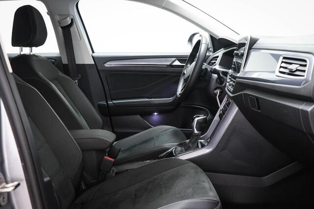 Volkswagen T-Roc 1.5 TSI Style | IQ LIGHT | STOELVERWARMING | CLIMA | APP CONNECT | DAB | PDC