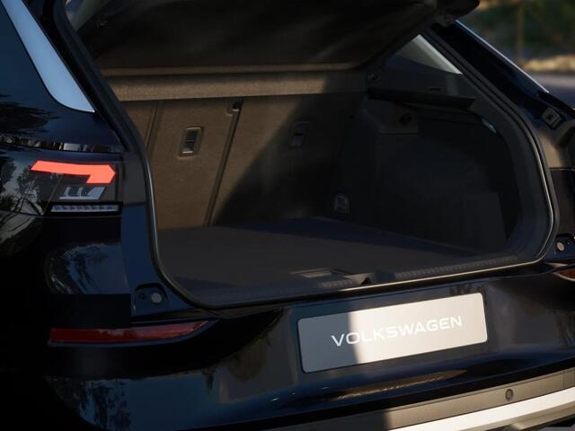 Volkswagen T-Roc Limited Edition 1.5 eTSI 85 kW / 116 PK SUV 7 vers Achteruitrijcamera | Stoelverwarming | Carplay
