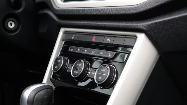 Volkswagen T-Roc Cabrio 1.5 TSI Style | DSG | Navigatie | PDC | DAB +