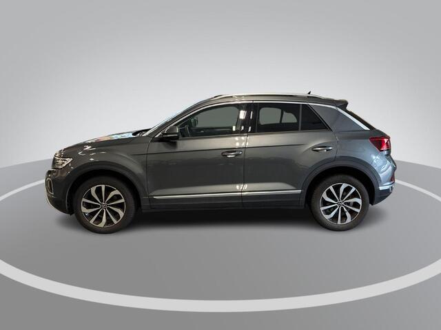 Volkswagen T-Roc 1.5 TSI 150pk DSG Style · Panoramadak · Camera · Keyless · Elek. Achterklep · Alarmklasse 3 · Massagefunctie Bestuurder · Parkeer Assistent · Stoelverwarming ·