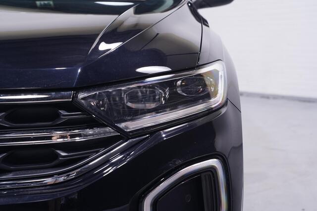 Volkswagen T-Roc 2.0 TDI Style 4Motion Navi Apple Carplay Achteruitrijcamera Stoelverwarming ACC PDC Parkeerhulp Clima Trekgewicht 1900 kg