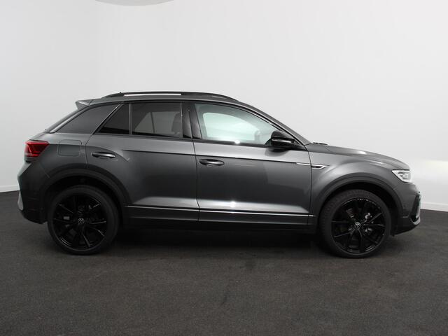 Volkswagen T-Roc 1.5 TSI DSG R-Line + Design pakket Black Automaat Panorama dak Navigatie Apple Carplay/Android Auto Climate control LED Adaptieve cruise control