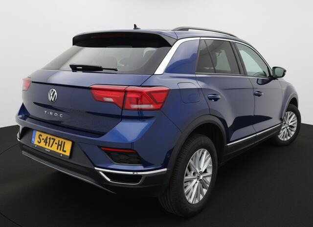 Volkswagen T-Roc TSI 115PK STYLE BUSINESS CAMERA/CARPLAY/STUURVERW./ELEKTR.KLEP