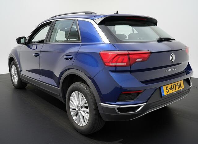 Volkswagen T-Roc TSI 115PK STYLE BUSINESS CAMERA/CARPLAY/STUURVERW./ELEKTR.KLEP