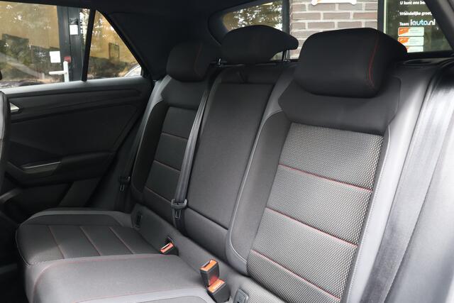 Volkswagen T-Roc 1.5 TSI 150PK DSG R-Line Pano/LED/Beats/Virtual Cockpit/Navi/Elek. klep/19"/ACC