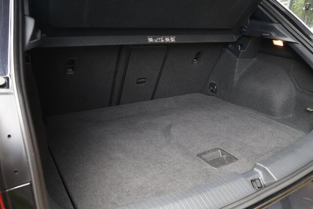 Volkswagen T-Roc 1.5 TSI 150PK DSG R-Line Pano/LED/Beats/Virtual Cockpit/Navi/Elek. klep/19"/ACC