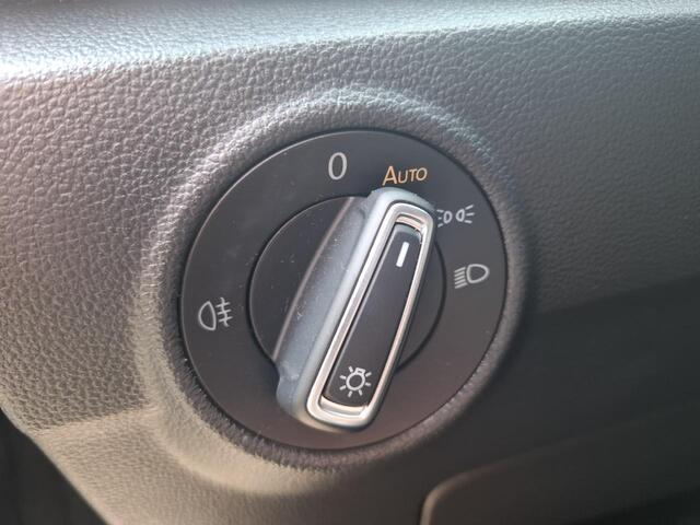 Volkswagen T-Roc 1.5 TSI Navi, Trekhaak, ACC, Camera
