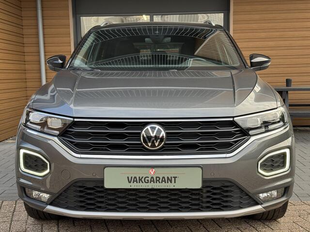Volkswagen T-Roc 1.5 TSI Sport,19`,Navi,Carpl,Cam,Led,Cruise