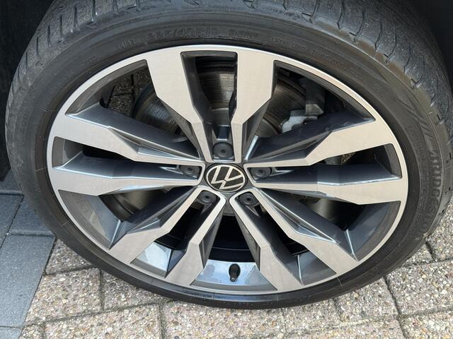 Volkswagen T-Roc 1.5 TSI Sport,19`,Navi,Carpl,Cam,Led,Cruise