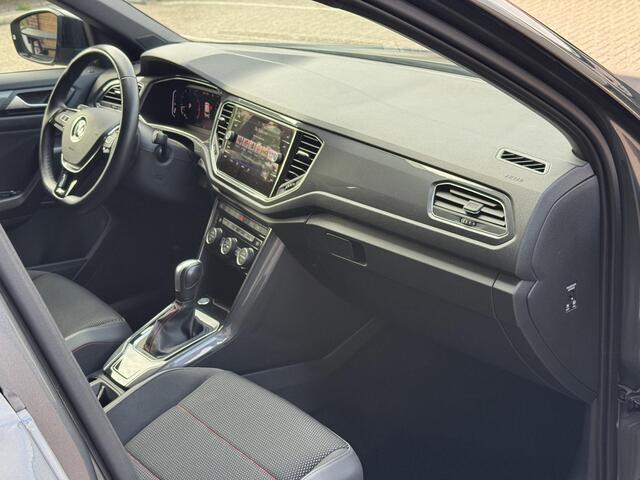 Volkswagen T-Roc 1.5 TSI Sport,19`,Navi,Carpl,Cam,Led,Cruise