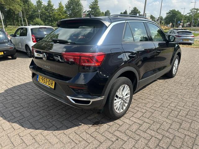 Volkswagen T-Roc 1.0 TSI Style Apple carplay Cruise Lmv Nap